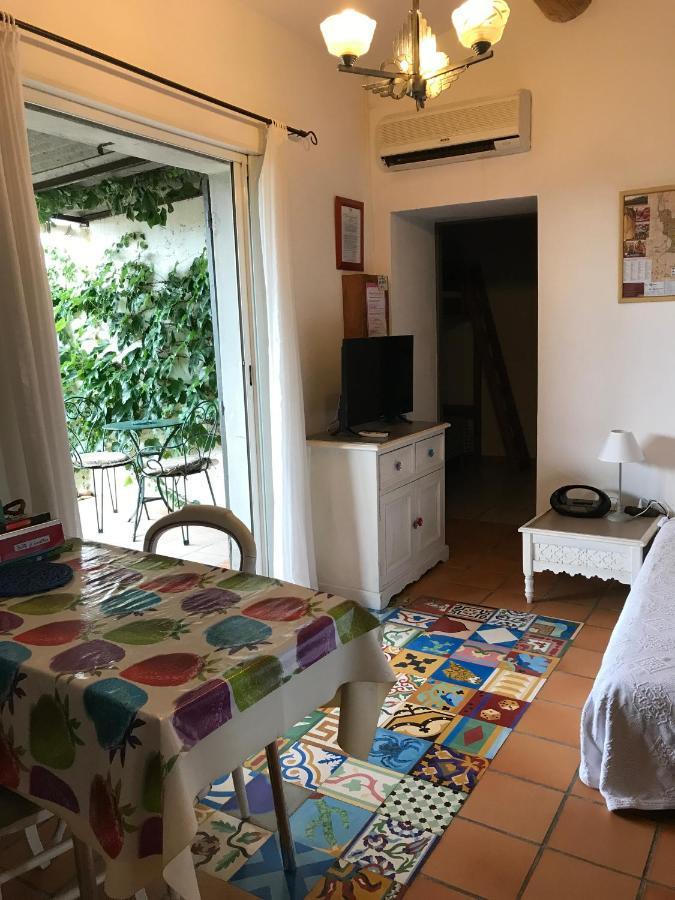 Chambres D'Hotes Et Gites Le Mas Mellou Orange  Luaran gambar