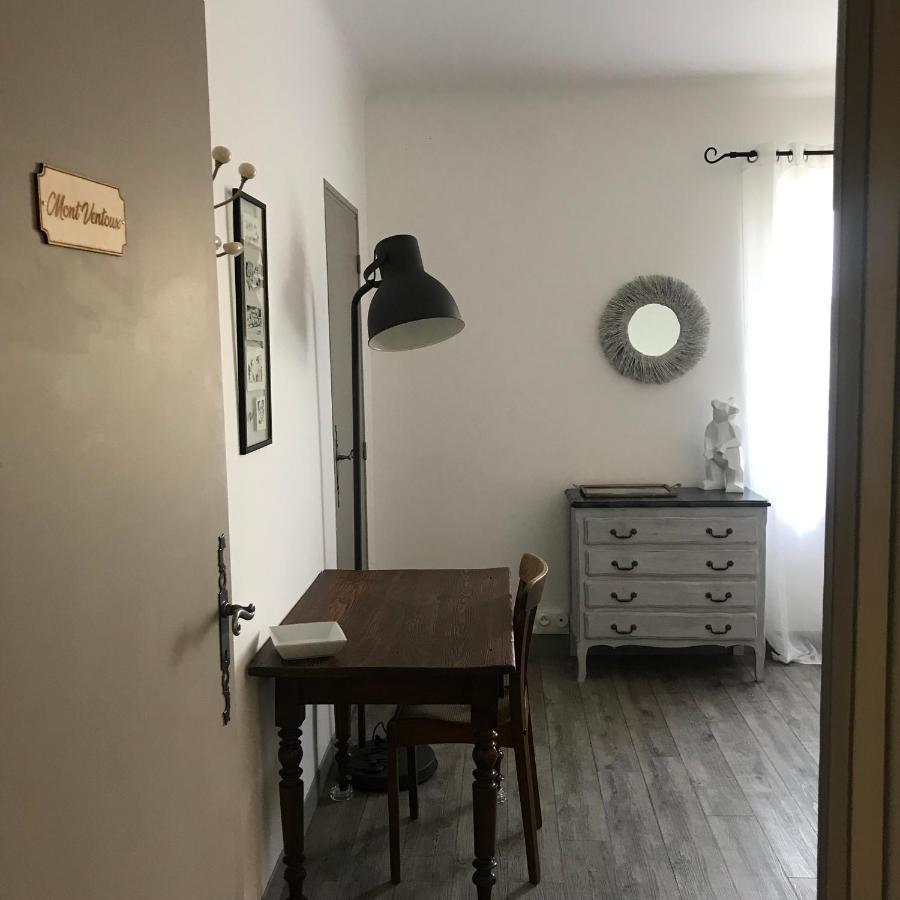 Chambres D'Hotes Et Gites Le Mas Mellou Orange  Luaran gambar